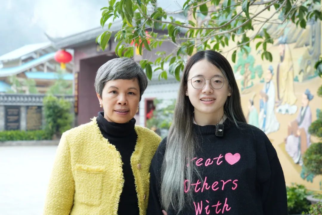 從刀刃自傷 到星辰逐夢——心理學(xué)追夢者的重生之旅